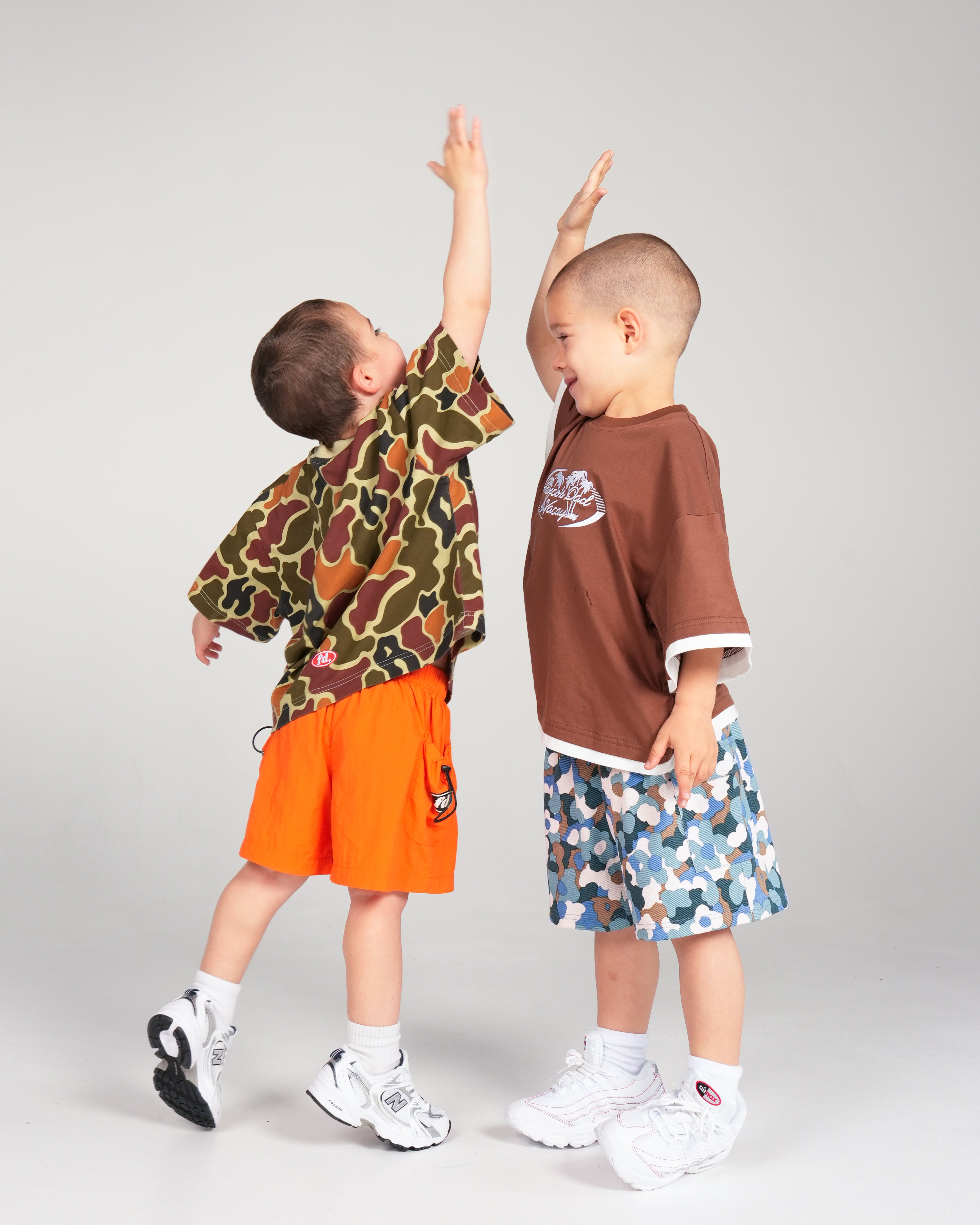 spell it out camo tee